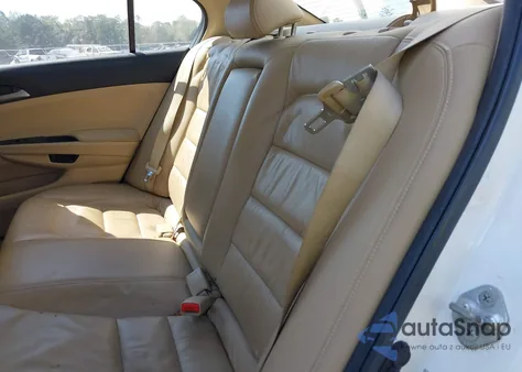 2012 Honda Accord 2.4 Se из США, поврежденный, VIN 1HGCP2F63CA136560